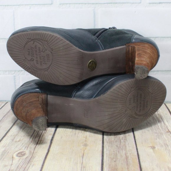 Anthropologie Lucky Penny Navy Leather Suede Red Laces Heeled Booties Size 9 B - Picture 9 of 9